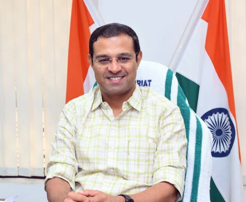കേരള സർക്കാർ കൊളീജിയറ്റ് വിദ്യാഭ്യാസ വകുപ്പ് മന്ത്രി ശ്രീ. റോജി എം. ജോൺ-യുടെ ഔദ്യോഗിക ചിത്രം