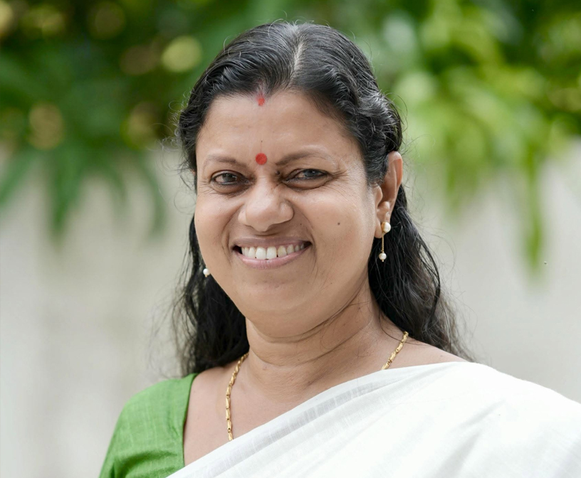 കേരള സർക്കാർ തൊഴിൽ, മൃഗസംരക്ഷണ വകുപ്പ് മന്ത്രി ശ്രീമതി. ബിന്ദു കൃഷ്ണ-യുടെ ഔദ്യോഗിക ചിത്രം